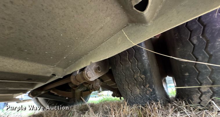 image for item DO0727 2004 Mickey Truck Bodies delivery trailer