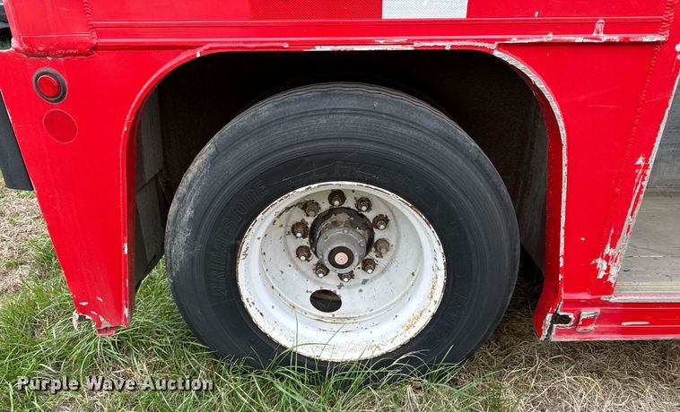 image for item DO0727 2004 Mickey Truck Bodies delivery trailer