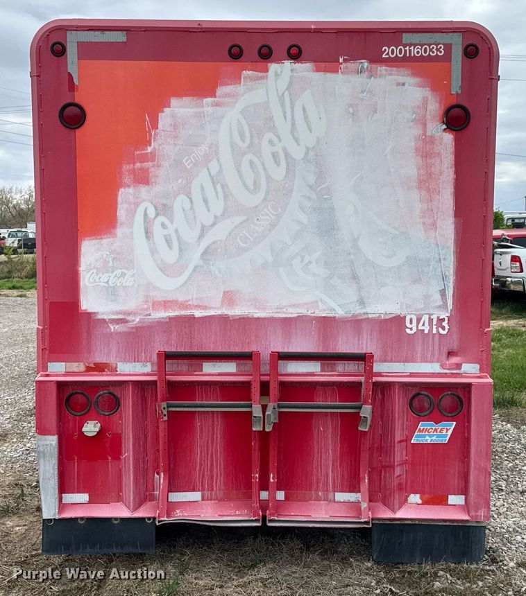 image for item DO0734 2004 Mickey Truck Bodies 16 delivery trailer