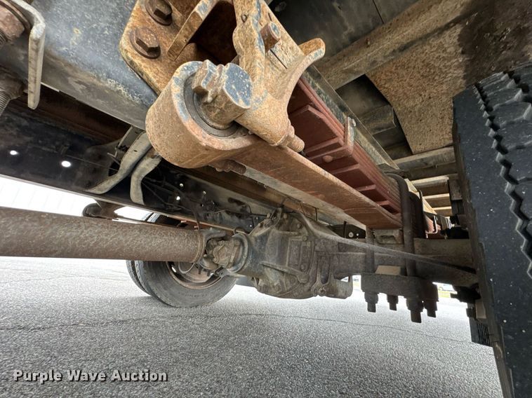 image for item DO0750 2012 International  TerraStar box truck