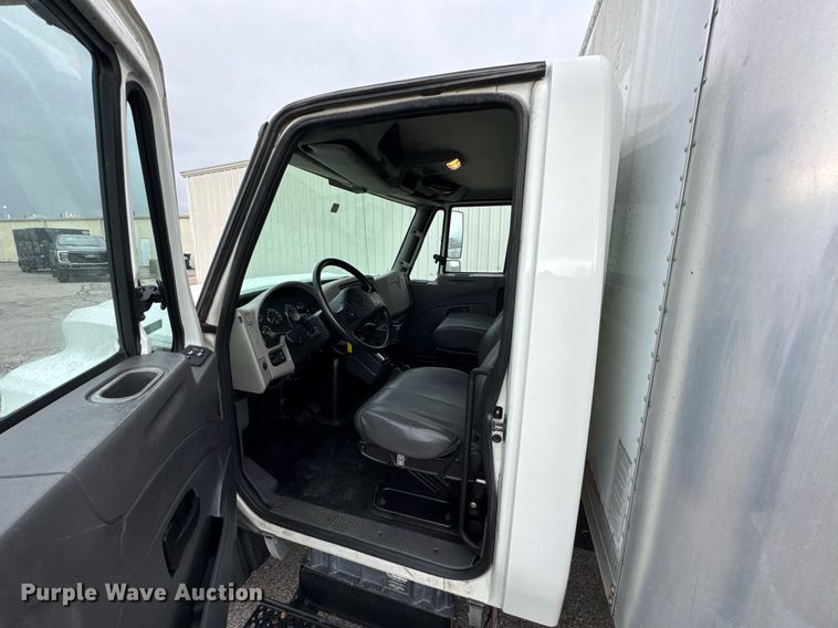 image for item DO0750 2012 International  TerraStar box truck