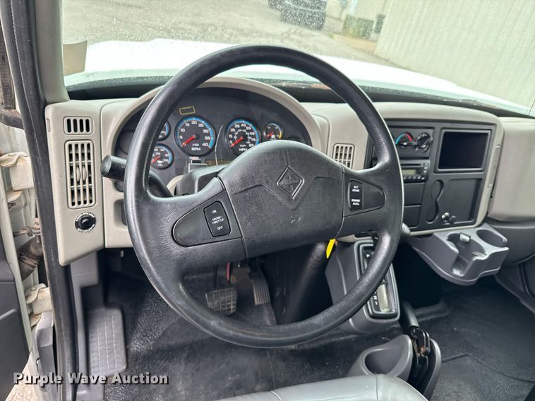 image for item DO0750 2012 International  TerraStar box truck