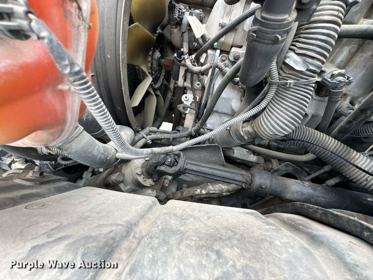 image for item DO0750 2012 International  TerraStar box truck