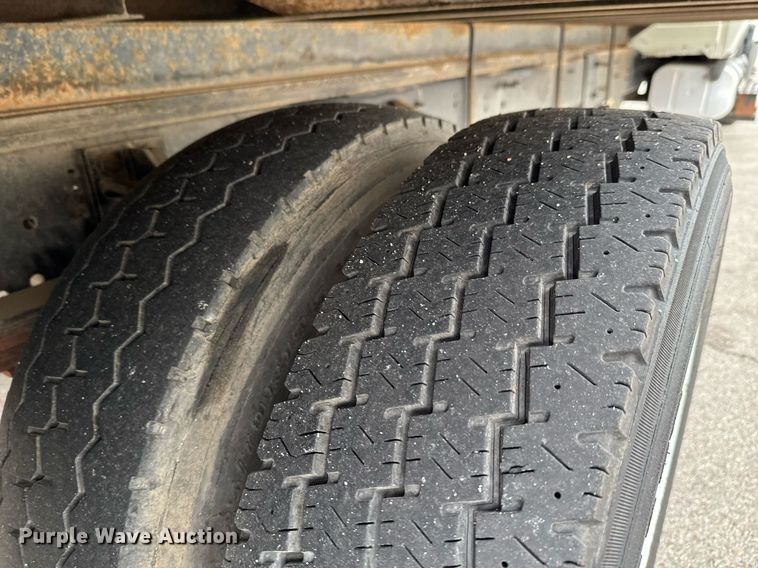 image for item DO0750 2012 International  TerraStar box truck