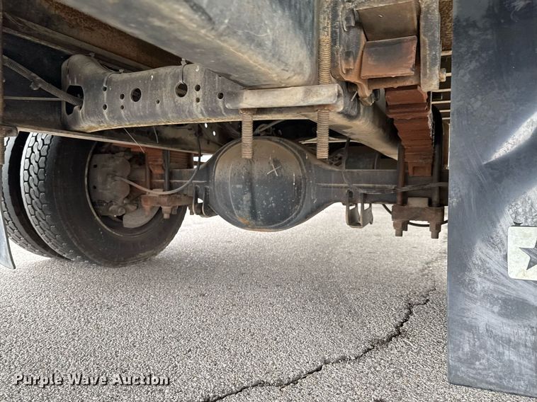 image for item DO0750 2012 International  TerraStar box truck