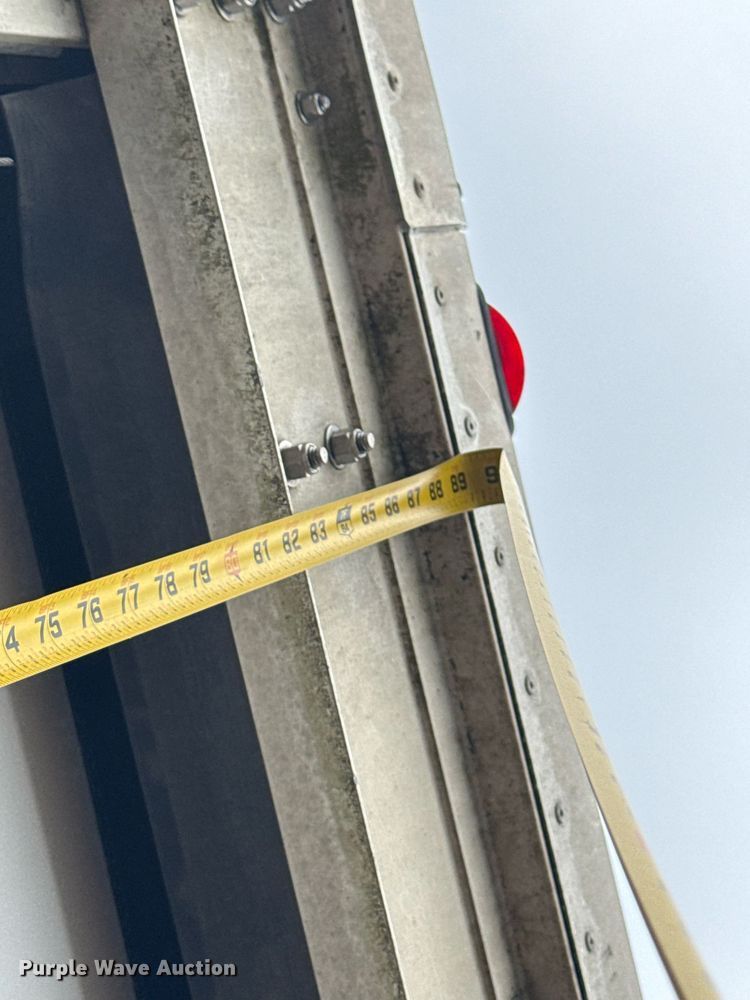 image for item DO0789 2000 GMC C6 box truck