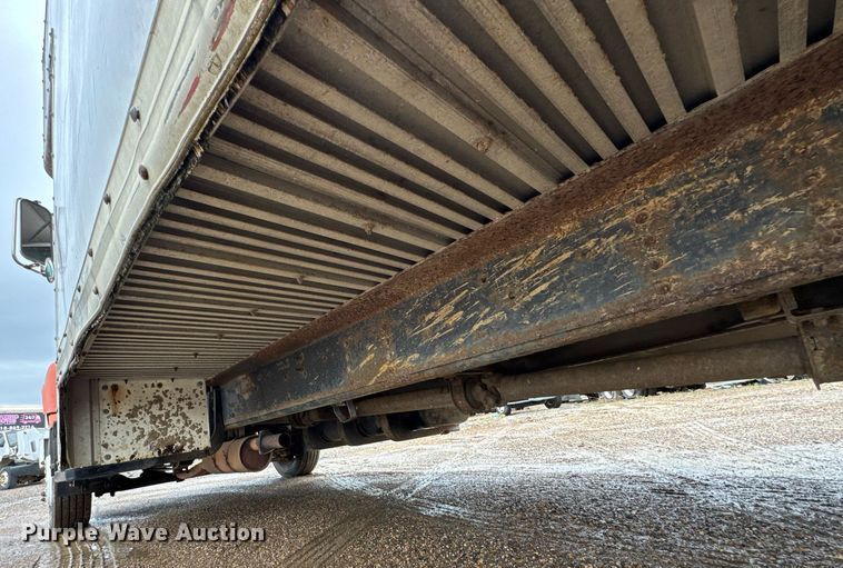 image for item DO0789 2000 GMC C6 box truck