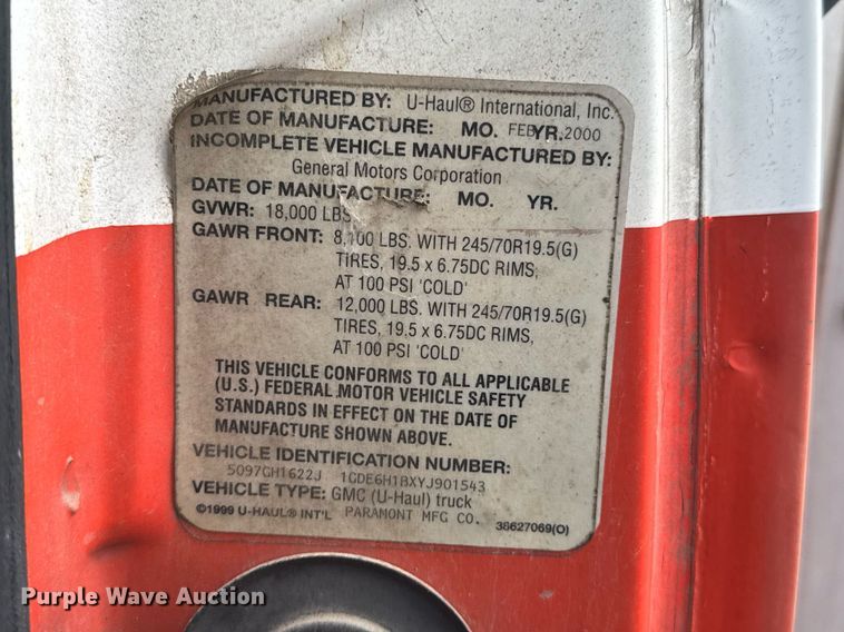 image for item DO0789 2000 GMC C6 box truck