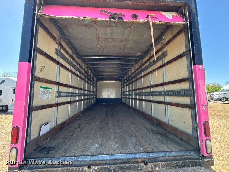 image for item DO0791 2005 GMC C5500 box truck