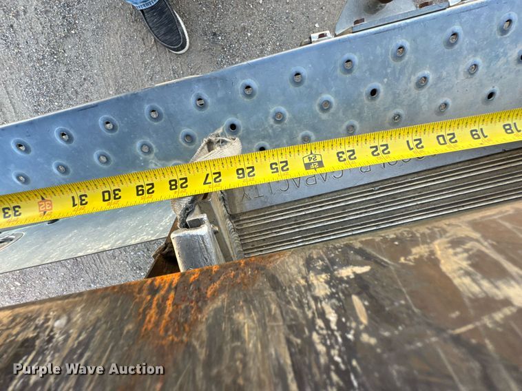 image for item DO0791 2005 GMC C5500 box truck