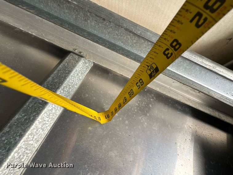 image for item DO0791 2005 GMC C5500 box truck