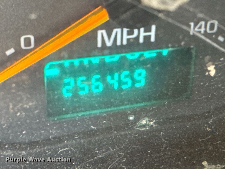 image for item DO0791 2005 GMC C5500 box truck