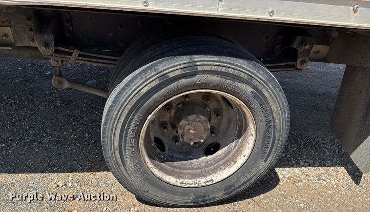 image for item DO0791 2005 GMC C5500 box truck