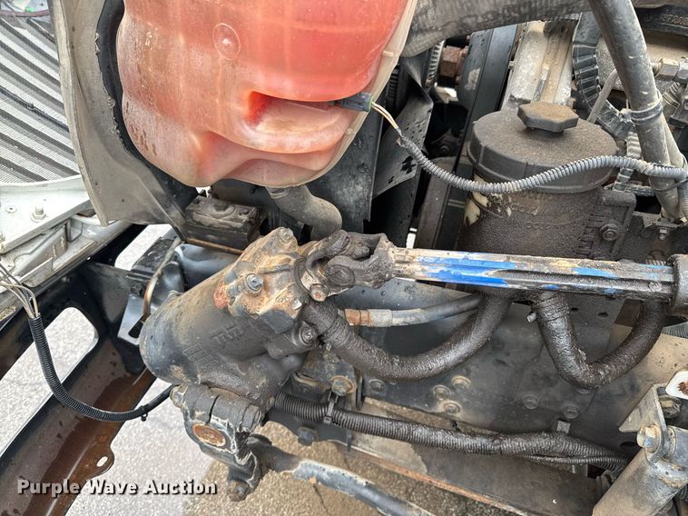 image for item DO0793 2011 International DuraStar 4300 flatbed truck