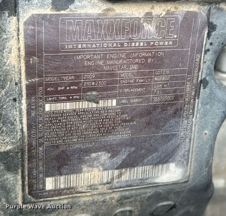 image for item DO0793 2011 International DuraStar 4300 flatbed truck