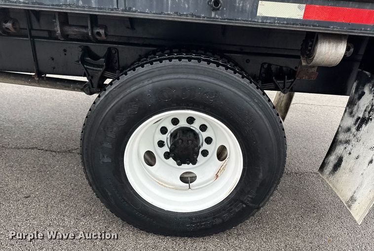 image for item DO0793 2011 International DuraStar 4300 flatbed truck