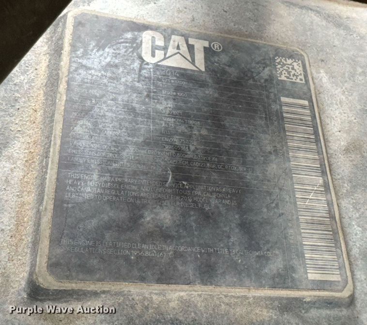 image for item DO0799 2015 Caterpillar CT660 semi truck