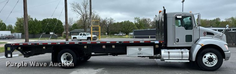 image for item DO0800 2021 Kenworth T270 flatbed truck