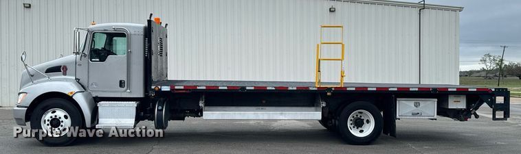 image for item DO0800 2021 Kenworth T270 flatbed truck