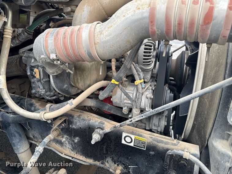 image for item DO0800 2021 Kenworth T270 flatbed truck