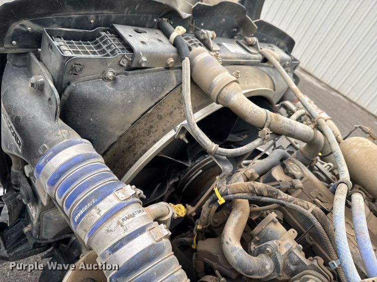 image for item DO0800 2021 Kenworth T270 flatbed truck