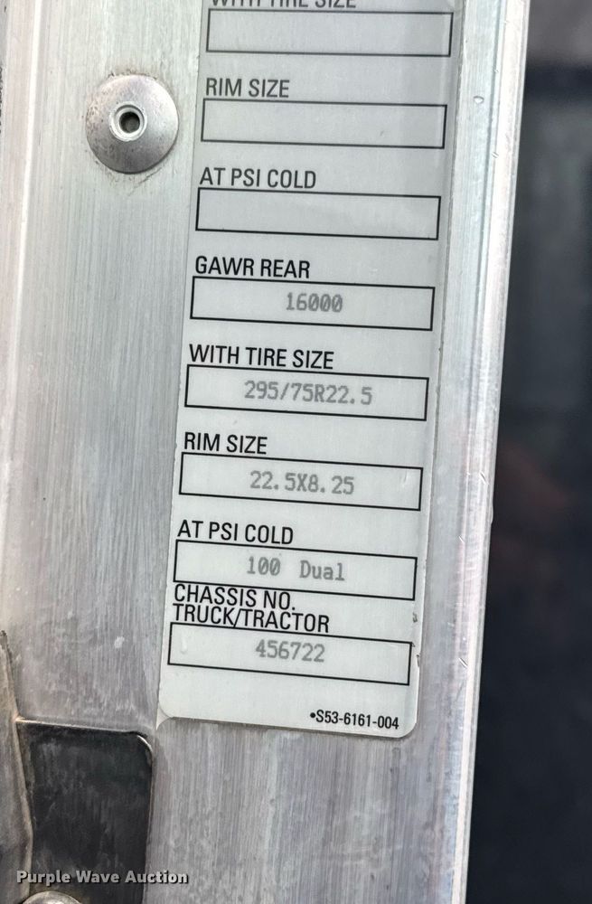 image for item DO0800 2021 Kenworth T270 flatbed truck