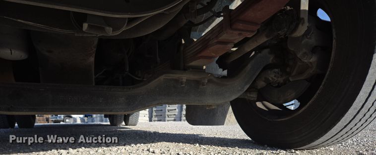 image for item DP6324 2000 International 4700 flatbed truck