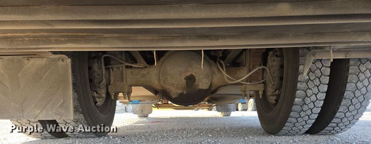 image for item DP6324 2000 International 4700 flatbed truck