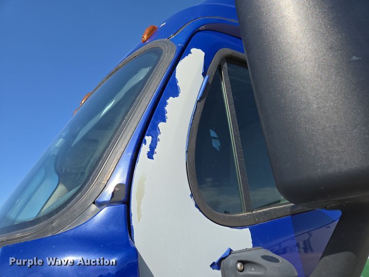 image for item DP6325 2018 Freightliner Cascadia Evolution semi truck