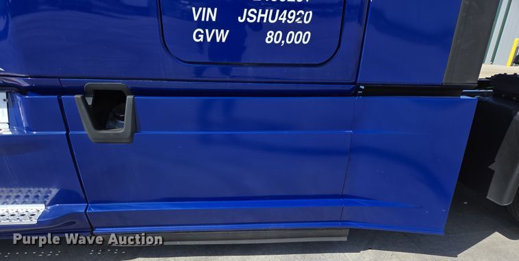 image for item DP6325 2018 Freightliner Cascadia Evolution semi truck