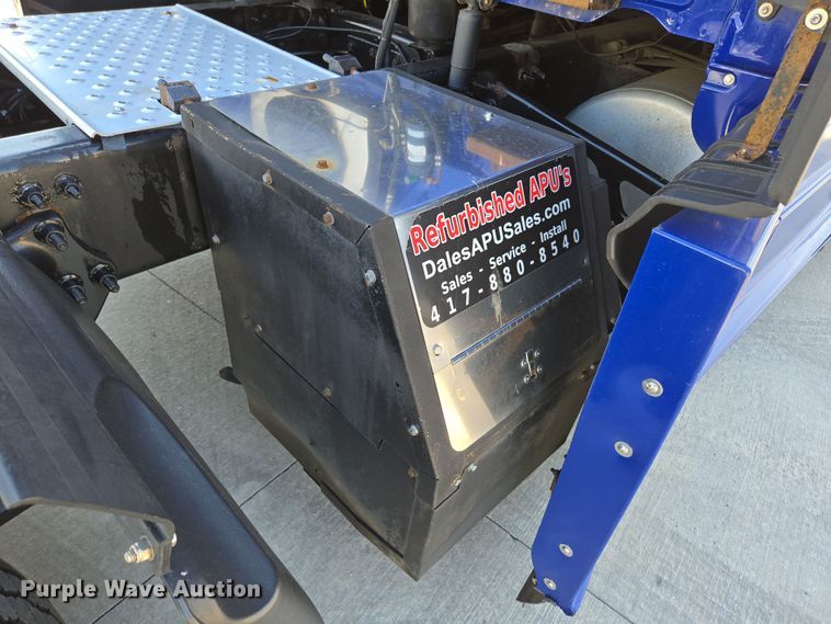 image for item DP6325 2018 Freightliner Cascadia Evolution semi truck