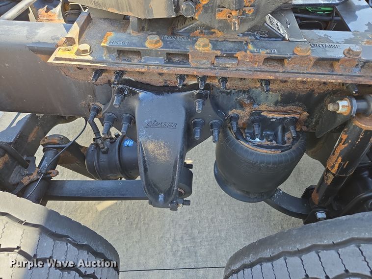 image for item DP6325 2018 Freightliner Cascadia Evolution semi truck