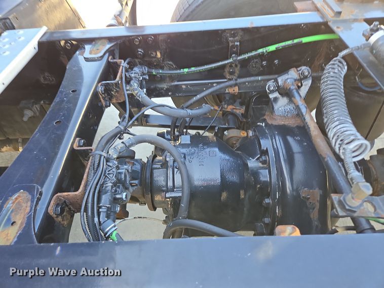 image for item DP6325 2018 Freightliner Cascadia Evolution semi truck