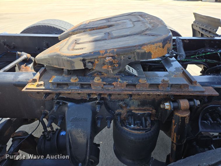 image for item DP6325 2018 Freightliner Cascadia Evolution semi truck