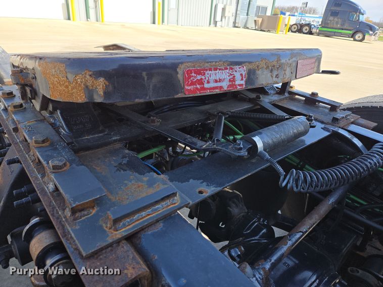 image for item DP6325 2018 Freightliner Cascadia Evolution semi truck