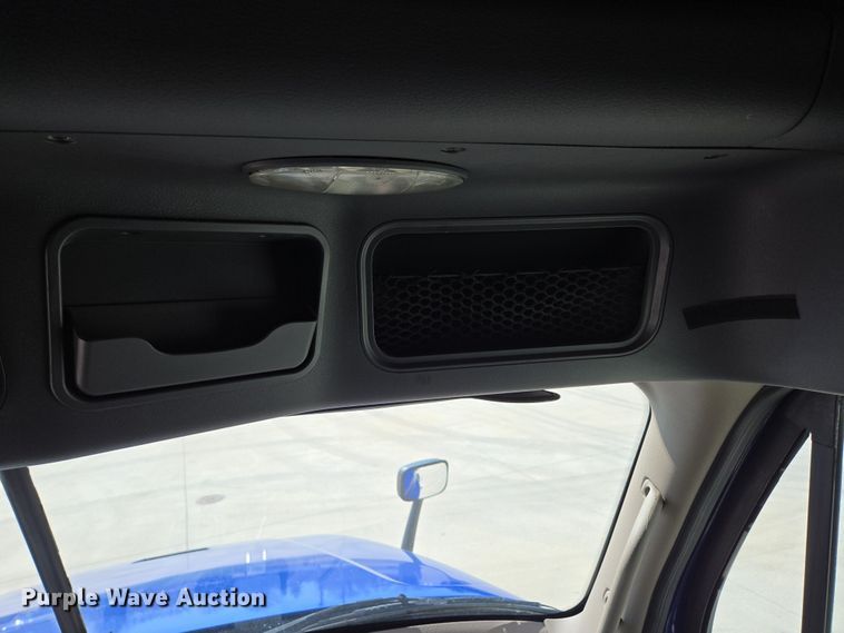 image for item DP6325 2018 Freightliner Cascadia Evolution semi truck