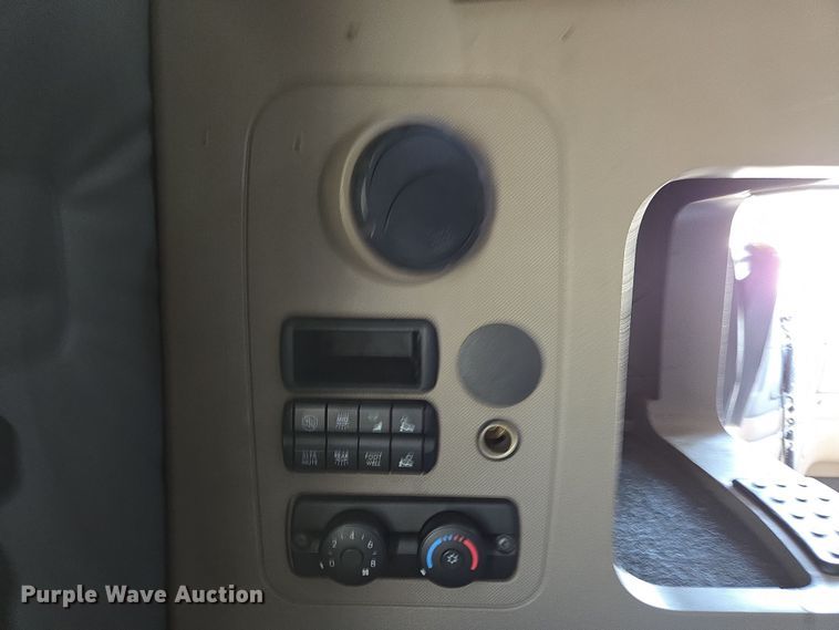 image for item DP6325 2018 Freightliner Cascadia Evolution semi truck