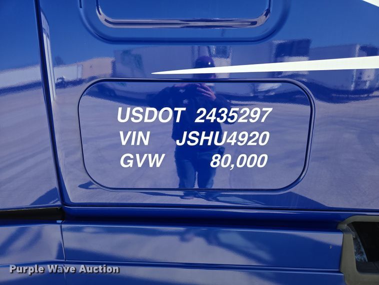 image for item DP6325 2018 Freightliner Cascadia Evolution semi truck