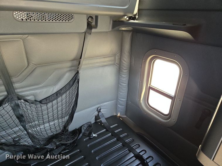 image for item DP6325 2018 Freightliner Cascadia Evolution semi truck