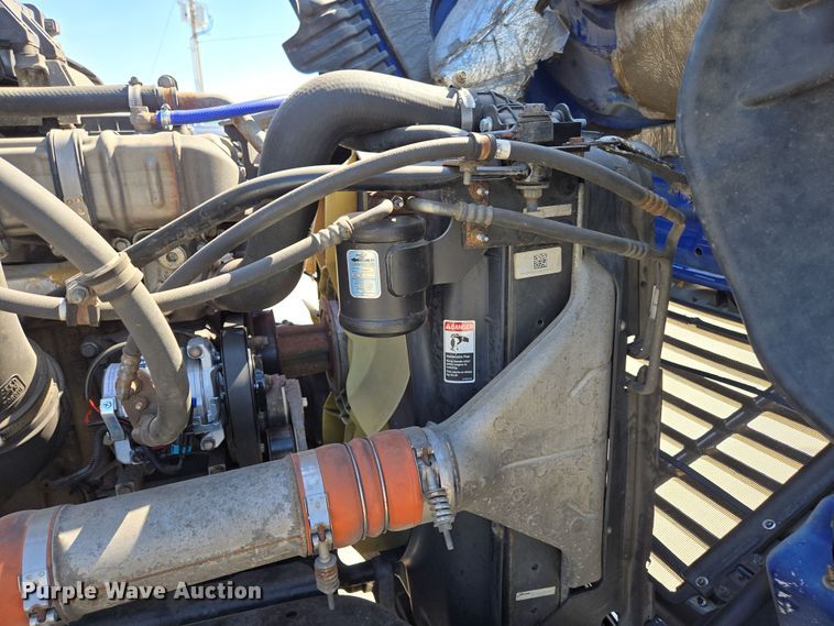 image for item DP6325 2018 Freightliner Cascadia Evolution semi truck