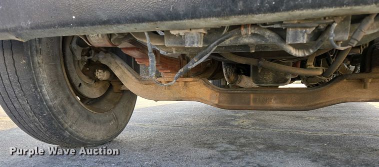 image for item DP6327 1999 International 4700 delivery truck