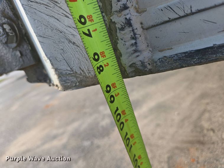 image for item DP6327 1999 International 4700 delivery truck