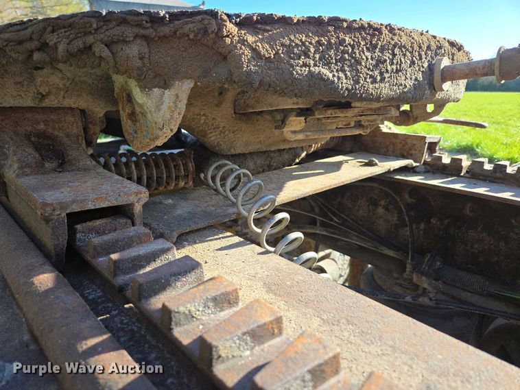 image for item DP6330 1994 International 8200 semi truck