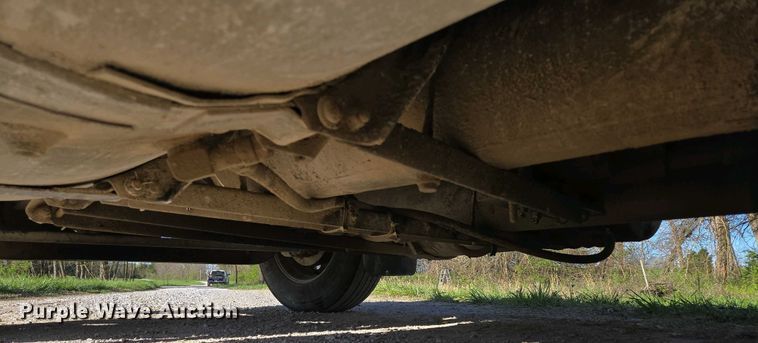 image for item DP6330 1994 International 8200 semi truck