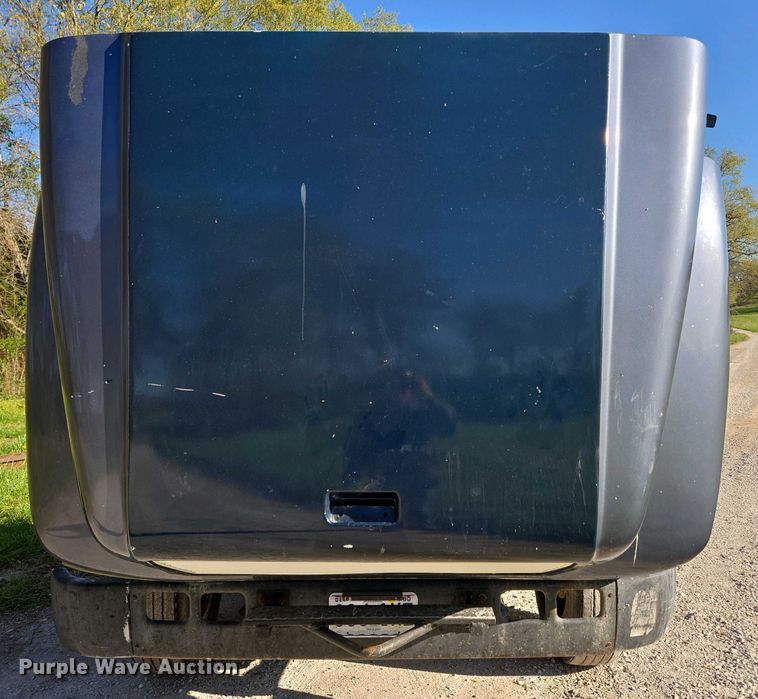 image for item DP6330 1994 International 8200 semi truck