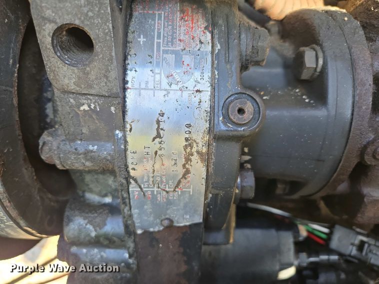 image for item DP6330 1994 International 8200 semi truck