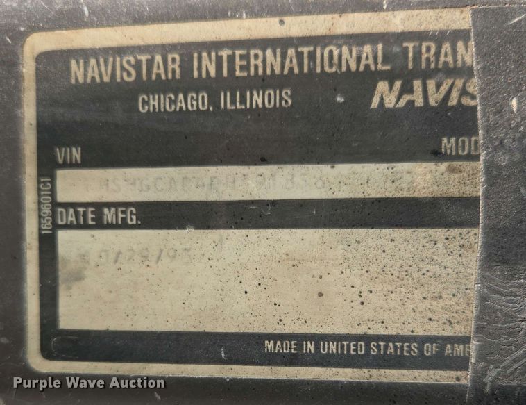 image for item DP6330 1994 International 8200 semi truck