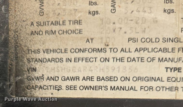 image for item DP6330 1994 International 8200 semi truck