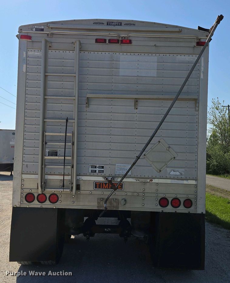 image for item DP6339 2004 Timpte Super Hopper grain trailer