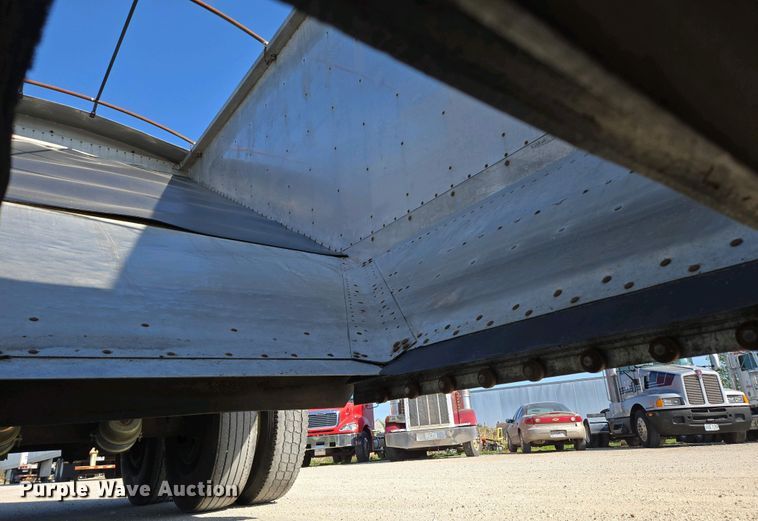 image for item DP6339 2004 Timpte Super Hopper grain trailer